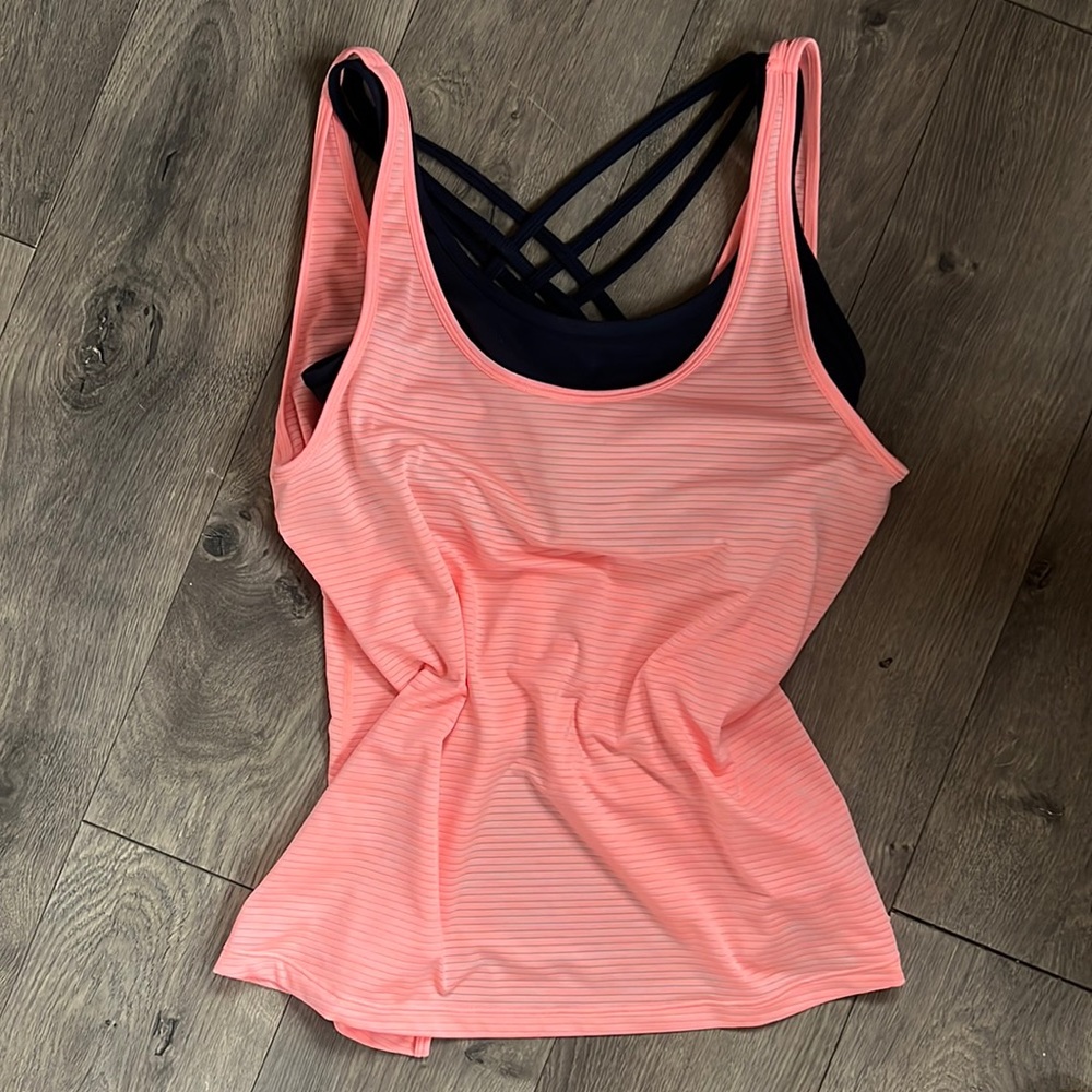 Athleta top small